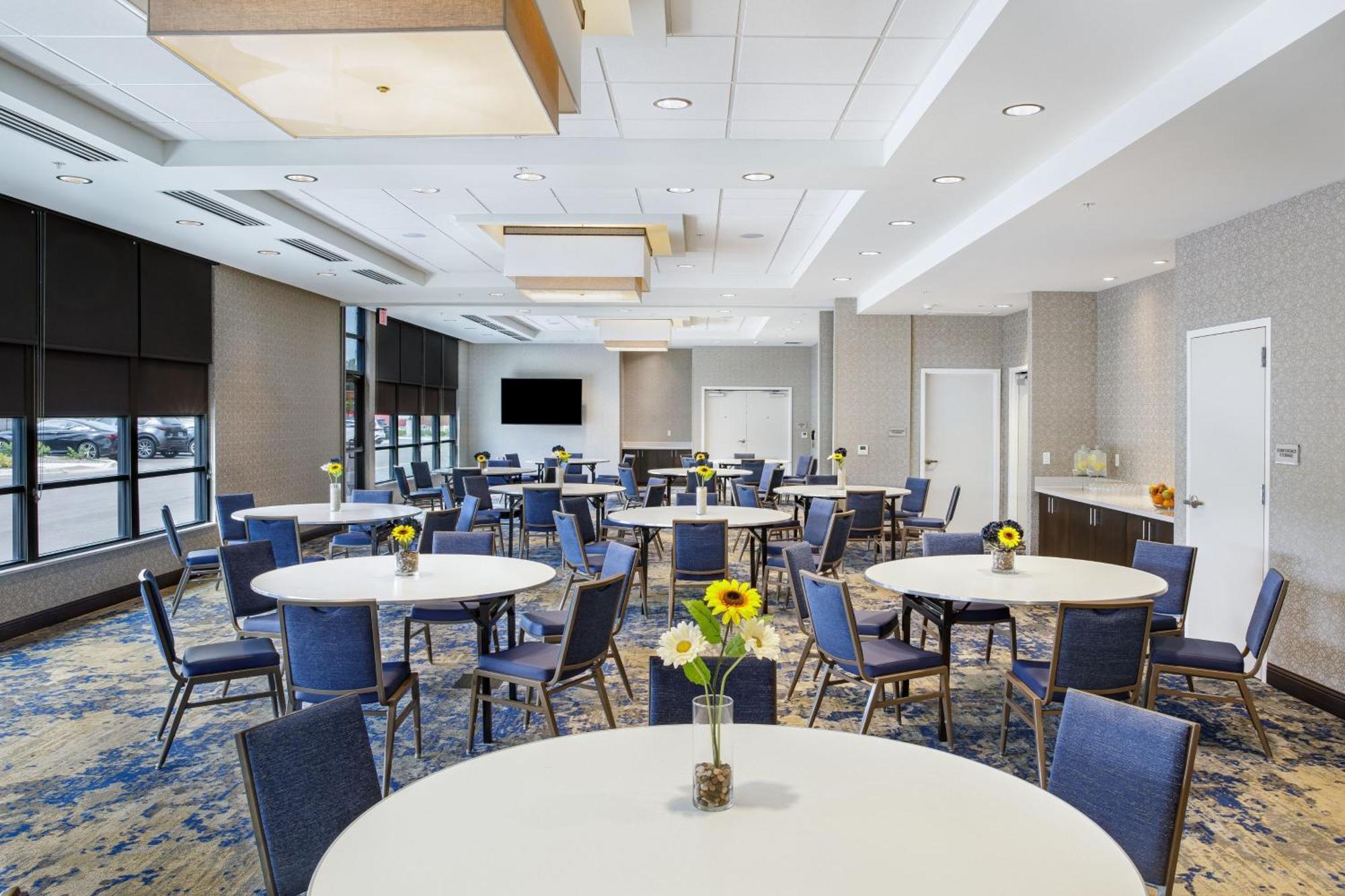 Springhill Suites By Marriott Topeka Southwest Eksteriør bilde