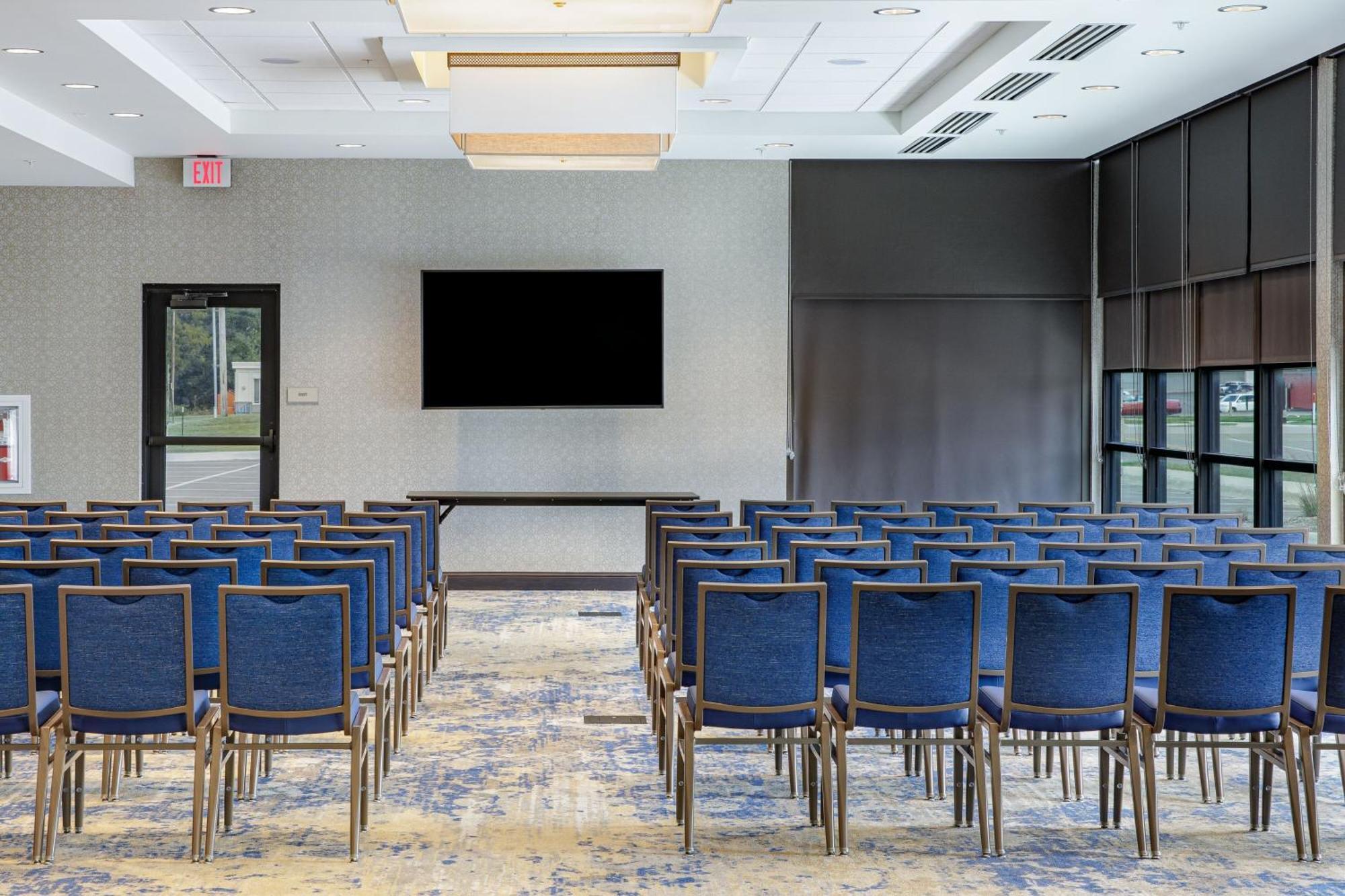 Springhill Suites By Marriott Topeka Southwest Eksteriør bilde
